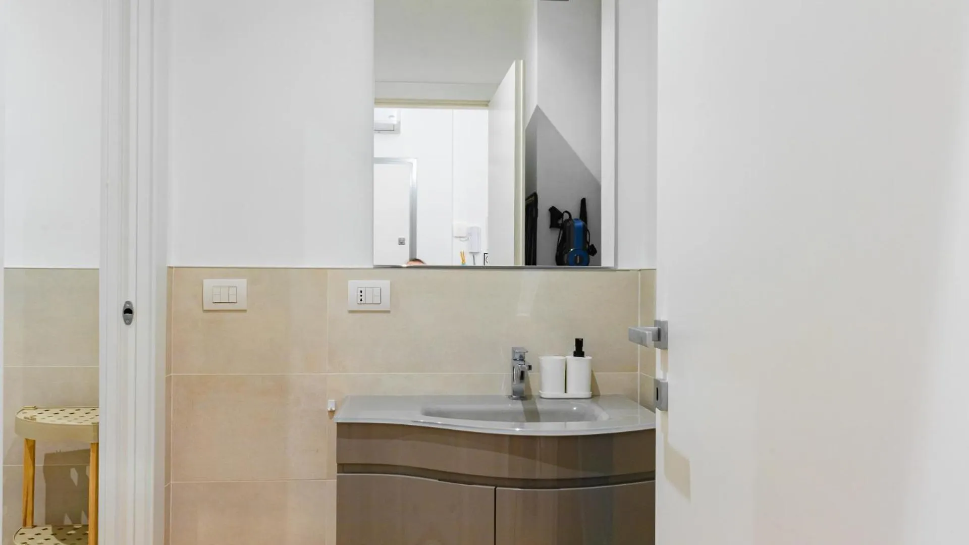 Fashion & Design - Metro California Apartment Milan