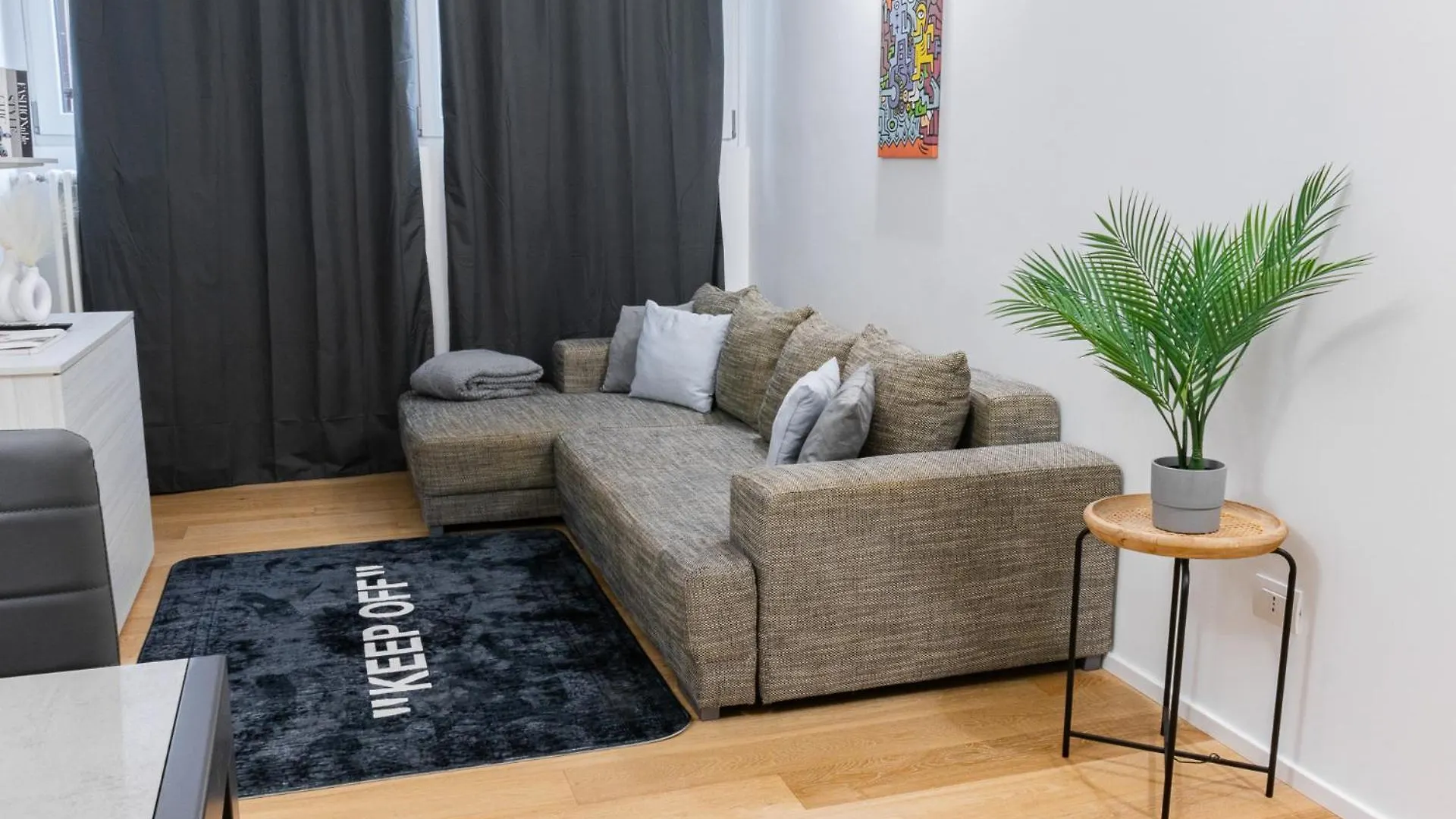 Fashion & Design - Metro California Apartment Milan