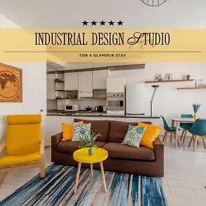  Appartamento Stylish & Cozy Loft Near Life - Metro 50m