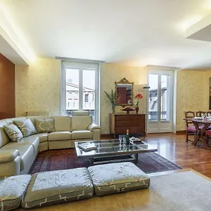 Suitelowcost - San Babila Duomo 米兰
